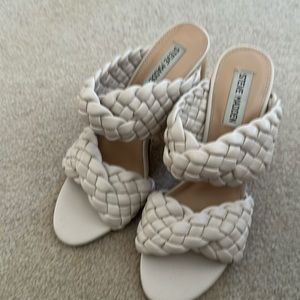 Cream colored Steve Madden Size 8.5